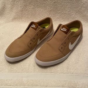 Nike Slip On Size 9.5